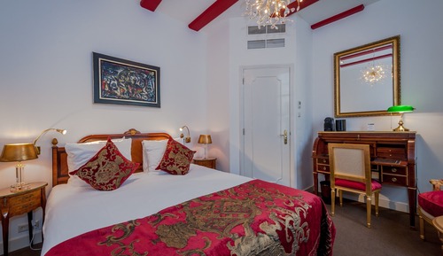 Classic Double Room