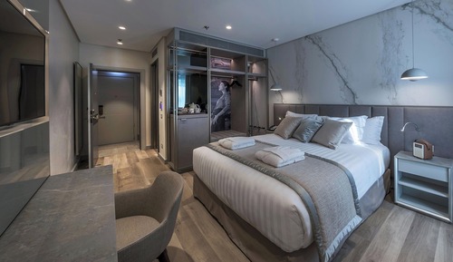 Classic Room, 1 Queen Bed, Non Smoking