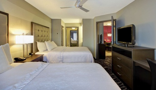 Suite, 2 Double Beds, Accessible, Non Smoking (Roll-in Shower)