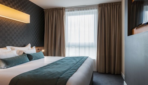 Suite, 1 King Bed with Sofa bed, Non Smoking (with Sofabed)