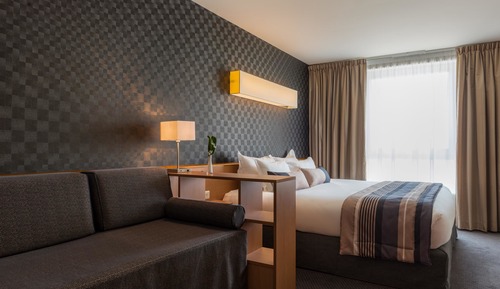 Executive Room, 1 King Bed with Sofa bed, Non Smoking, Bathtub (with Sofabed)