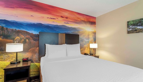 Suite, 1 Queen Bed, Accessible, Non Smoking