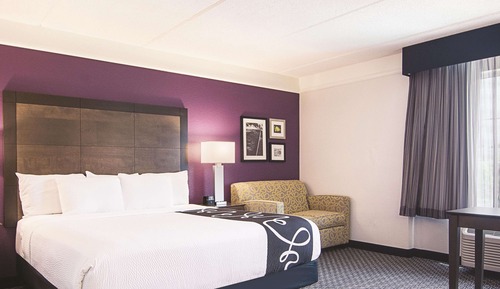 Room, 1 King Bed, Non Smoking