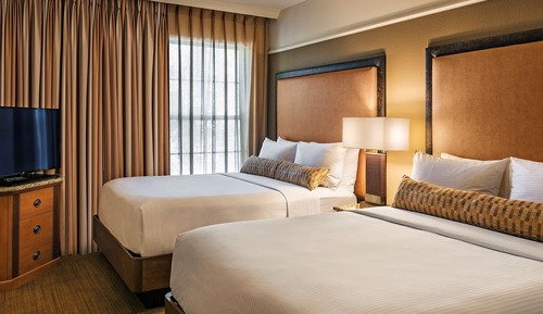 Suite, Multiple Beds (Two Bedroom King and Two Queens)