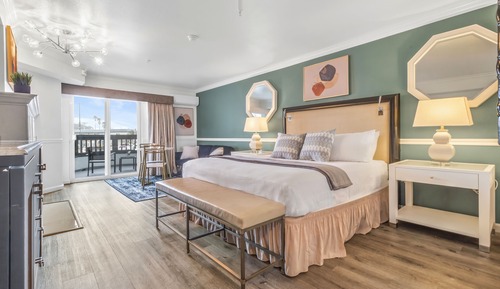 Room, 1 King Bed, Balcony (King)
