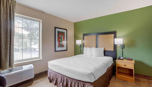 Studio, 1 Queen Bed, Accessible, Non Smoking