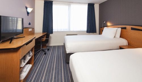 Standard Room, 2 Twin Beds (with Free Hot Breakfast)