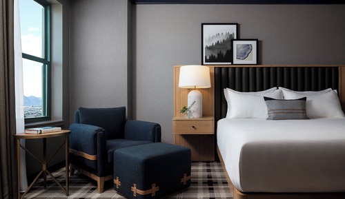 Deluxe Room, 2 Queen Beds (Classic)