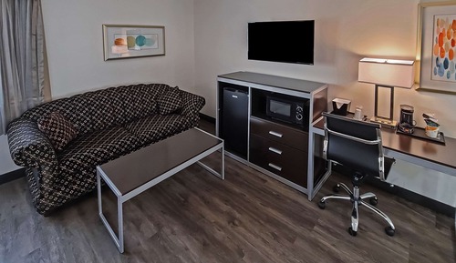 Deluxe Suite, 1 King Bed with Sofa Bed, Non Smoking