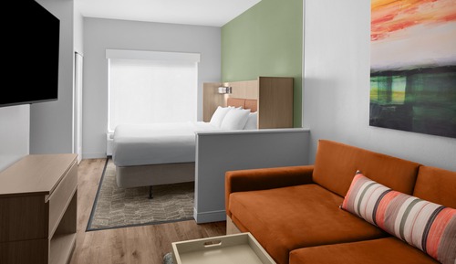 Studio, 1 King Bed with Sofa bed, Non Smoking