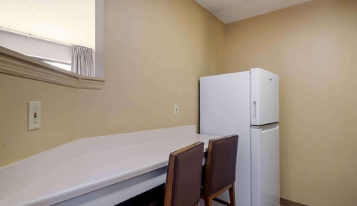 Deluxe Studio, 1 Queen Bed with Sofa bed, Non Smoking