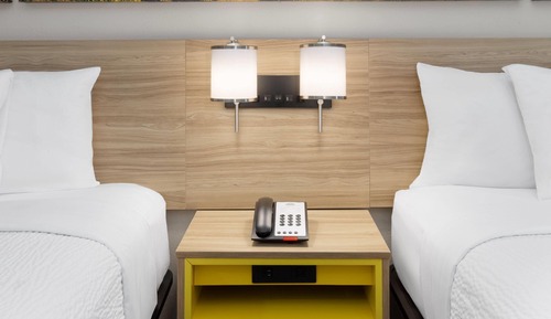 Room, 2 Queen Beds, Accessible, Non Smoking