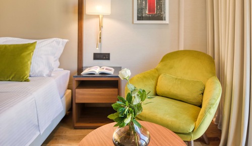 Premium Double or Twin Room, Partial Sea View