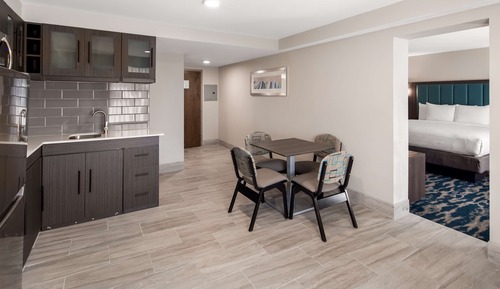Suite, 2 Queen Beds, Non Smoking, Kitchenette