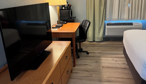 Room, 1 Queen Bed, Accessible, Non Smoking