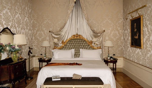 Signature Suite