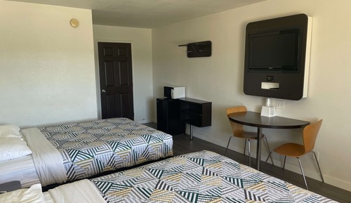 Standard Room, 2 Double Beds, Non Smoking