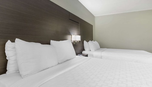 Standard Room, 2 Queen Beds, Non Smoking