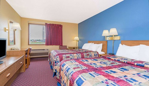 Room, 2 Queen Beds, Non Smoking (Pet-Friendly)