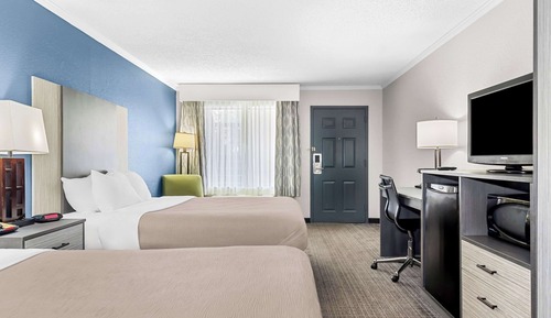 Standard Room, 2 Queen Beds, Smoking