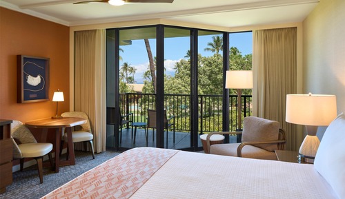Premium Room, 1 King Bed, Partial Ocean View