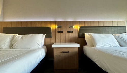 Deluxe Room, 2 Queen Beds, Non Smoking