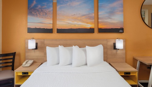 Studio Suite, 1 Queen Bed, Non Smoking