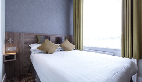 Exclusive Single Room (Small)