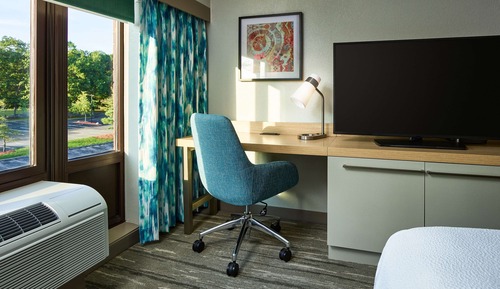 Room, 1 King Bed, Accessible (Hearing)