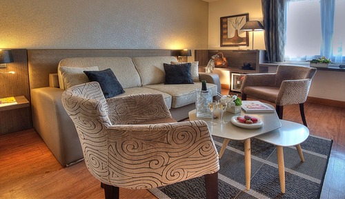 Family Room, Multiple Beds, Non Smoking, Valley View