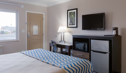 Standard Room, 1 Queen Bed, Non Smoking