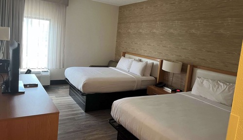Standard Room, 2 Queen Beds, Non Smoking