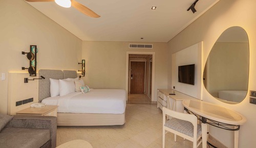 Deluxe Room, Garden View