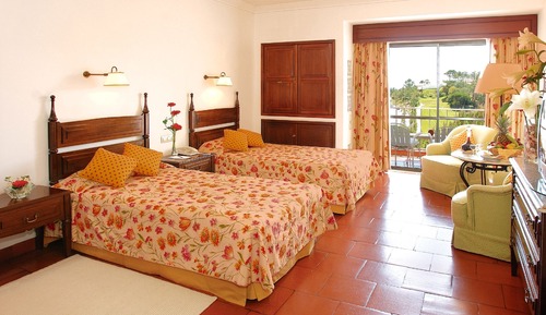 Classic Double or Twin Room, Garden View