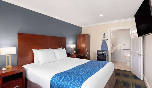 Room, 1 King Bed, Accessible, Non Smoking