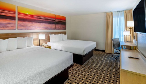 Suite, 2 Queen Beds, Non Smoking