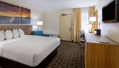 Room, 1 Queen Bed, Non Smoking