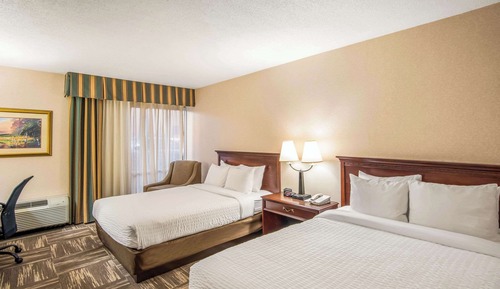 Standard Double Room, 2 Queen Beds, Non Smoking