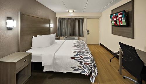 Standard Room, 1 Double Bed, Accessible (Smoke Free)