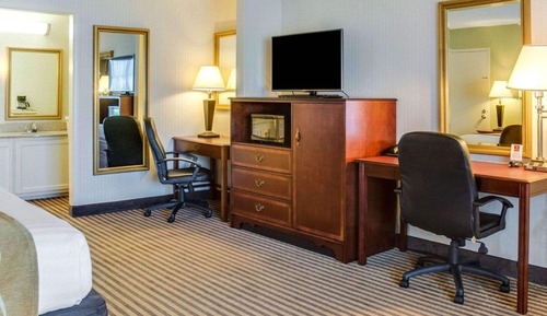 Standard Room, Smoking