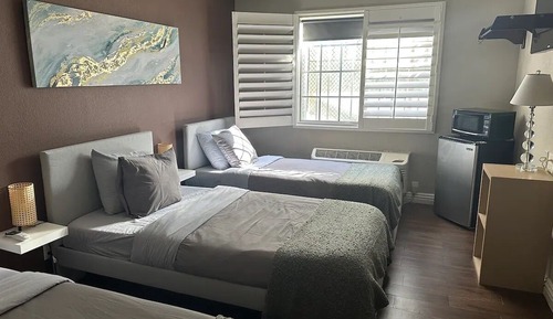 Economy Studio Suite