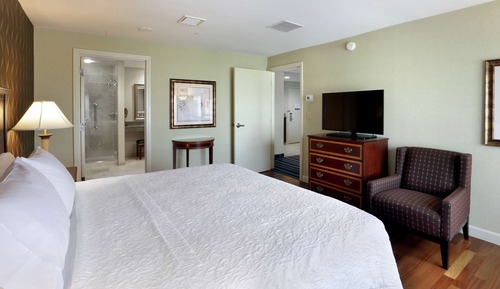 King Suite, 1 Bedroom, Non Smoking, Bathtub