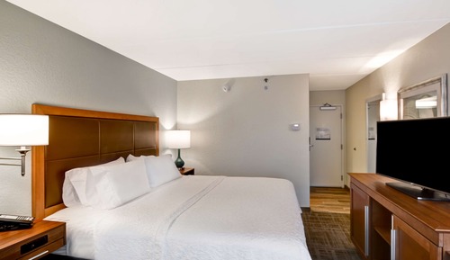 Room, 1 King Bed, Accessible (Hearing)