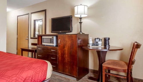 Suite, 1 King Bed, Non Smoking