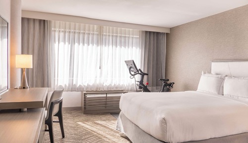 Standard Room, 1 King Bed (Spin Bike)