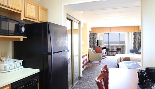 Efficiency, Oceanfront, 1 King Bed & Sofa Bed, Interior Entrance, Non Smoking