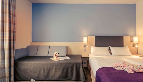 Standard Room, 1 Queen Bed with Sofa bed