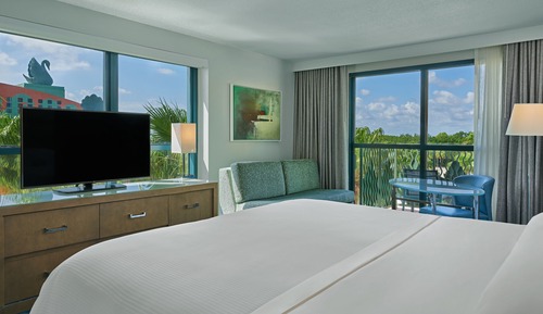 Deluxe Room, 1 King Bed with Sofa bed, Resort View (Balcony)