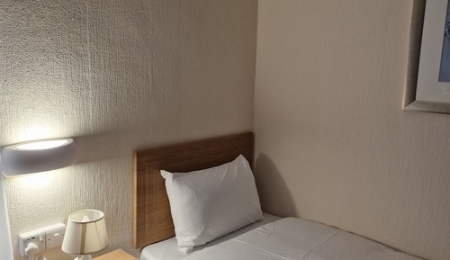 Standard Single Room