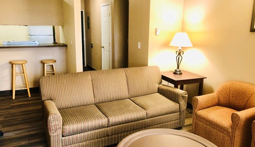 Efficiency, Room, 2 Queen Beds, Non Smoking